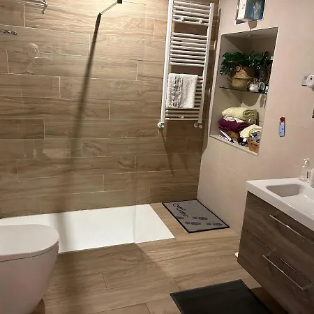 Lekuona Homestay szállás